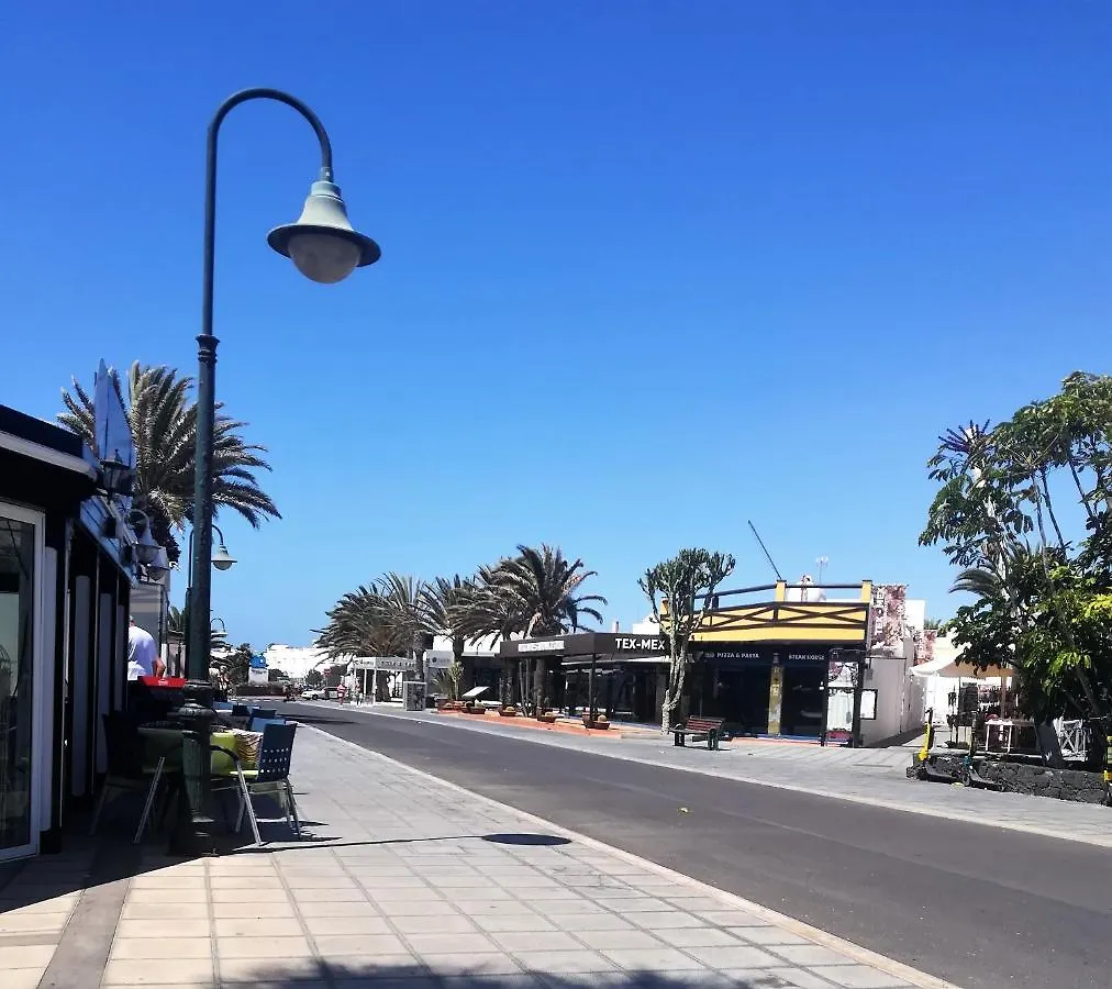 Marina Beach-Apartamentos Tahiche Costa Teguise
